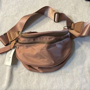 NIP Grace and Lace L/XL Belt Bag, Taupe, sold out color!